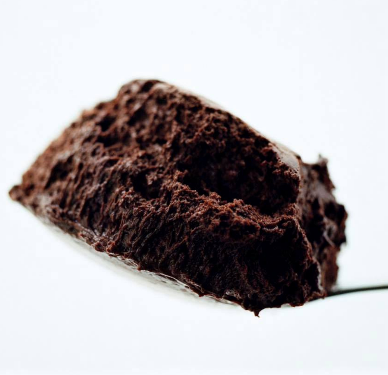 Mousse pode ser servido com shortbread e iogurte ou coalhada. Reprodução / Facebook