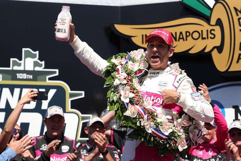 Helio Castroneves venceu as 500 Milhas de Indian&aacute;polis pela quarta vez 