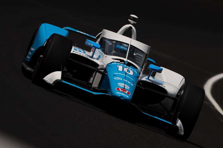 &Aacute;lex Palou foi superado por Helio Castroneves 