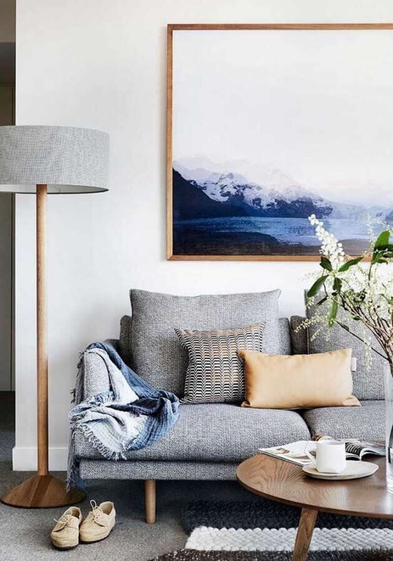 5. Um bom projeto de iluminação vai deixar sua sala de visita mais bonita e aconchegante – Foto: Apartment Therapy