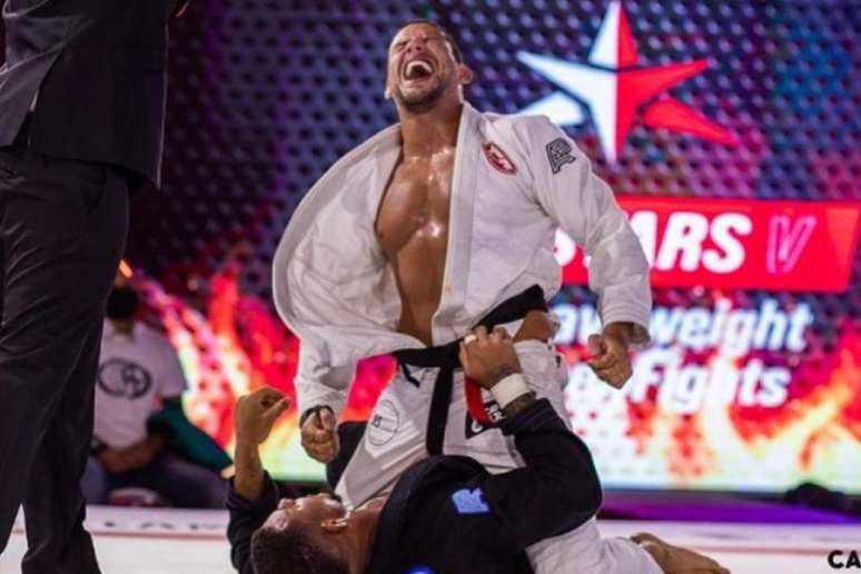 Felipe Preguiça vai defender o cinturão dos pesados contra Patrick Gaudio na luta principal (Foto: Carol Haber)