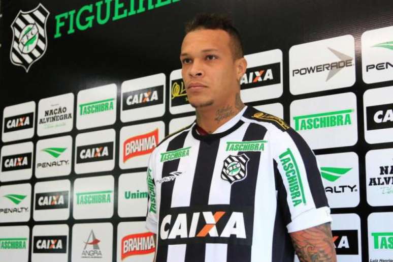 Jogador defendeu o Figueira de 2014 a 2016 (Luiz Henrique/Figueirense)