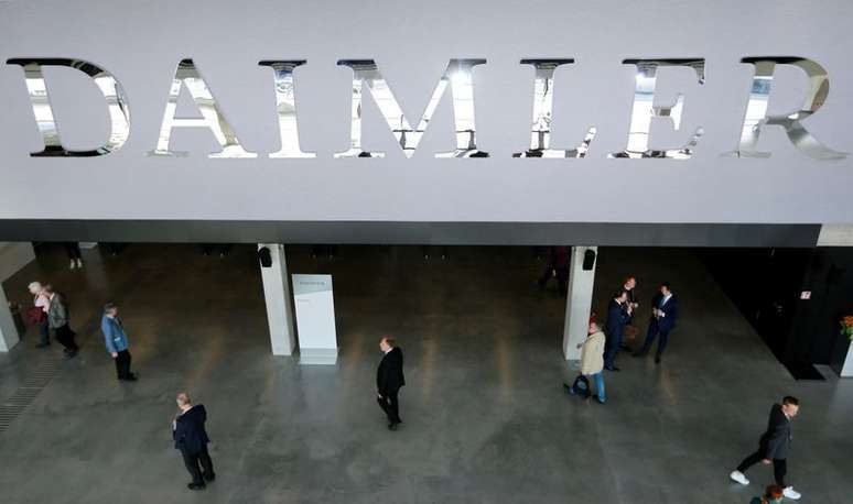 Logo da Daimler em Berlim, Alemanha 
05/04/2018
REUTERS/Hannibal Hanschke