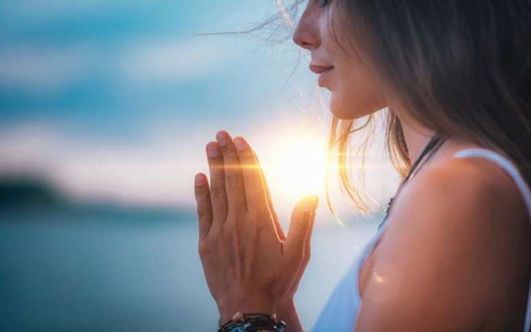 Não deixe a inveja entrar na sua vida com essas orações - Shutterstock