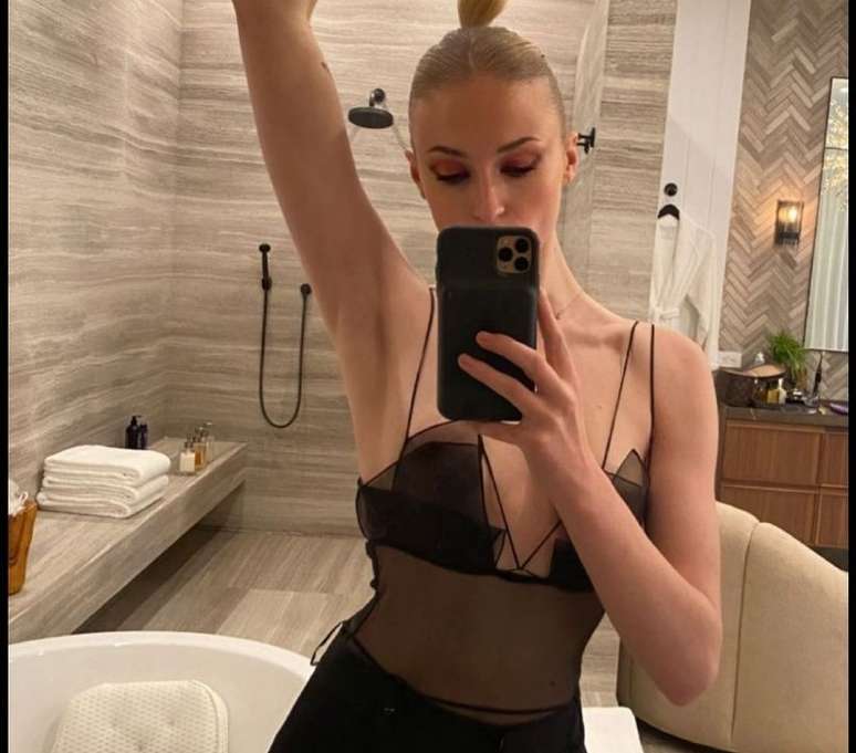 Reprodu&ccedil;&atilde;o / Instagram @nensidojaka