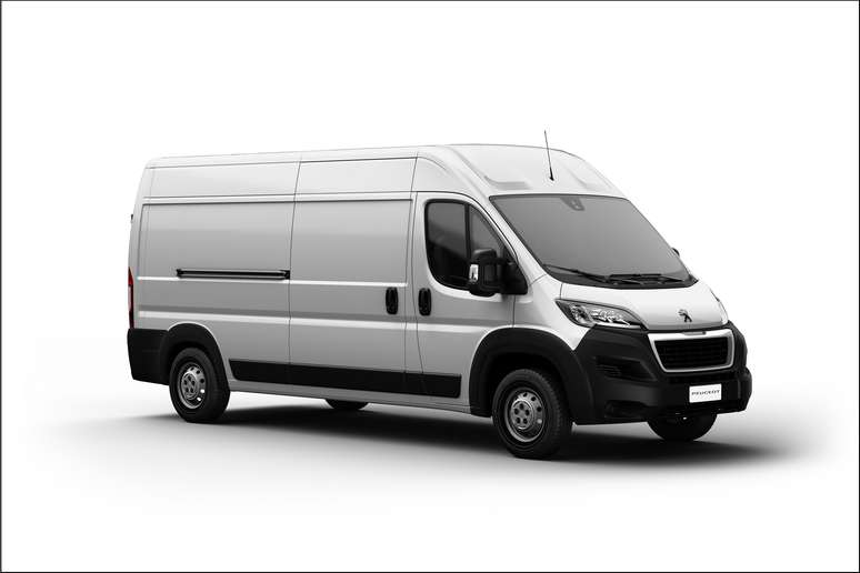 Peugeot Boxer Cargo: R$ 225.990.