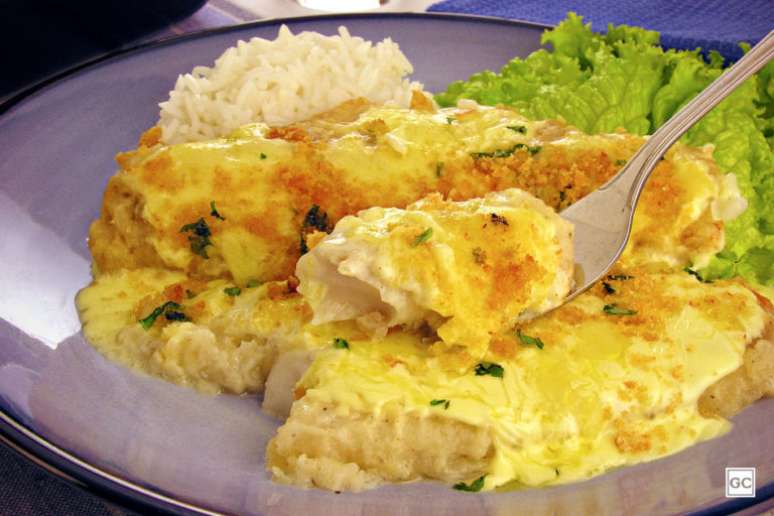 Guia da Cozinha - Filé de peixe gratinado delicioso e prático