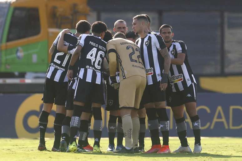 Equipe se prepara para levar a vitória em jogo no Nilton Santos (Foto: Vítor Silva/Botafogo)