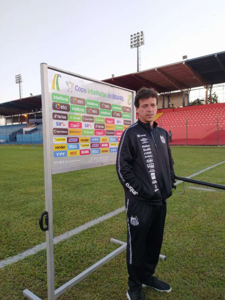 Fernando Diniz quer o mesmo respeito mostrado pelo Santos no jogo da volta (FOTO: Divulgação/SantosFC)