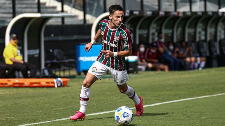 Gabriel Teixeira marcou o primeiro gol do Fluminense no Brasileirão (Foto: Lucas Merçon/Fluminense FC)