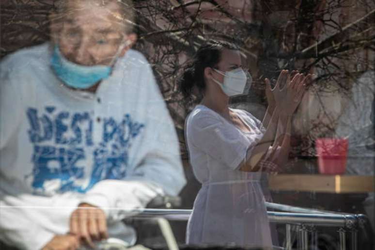 Clínica para pacientes com doença de Alzheimer