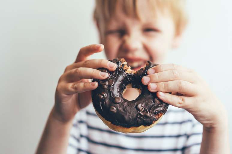 As taxas de sobrepeso e obesidade em crianças e adolescentes em todo o mundo aumentaram