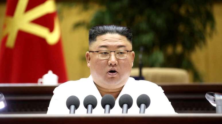 Kim se referiu à fala estrangeira, estilos de cabelo e roupas como "venenos perigosos"