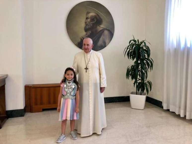 Noemi se encontrou com o papa Francisco no Vaticano