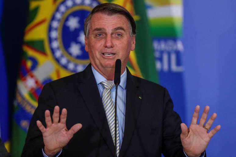 Jair Bolsonaro voltou a fazer campanha pelo voto impresso