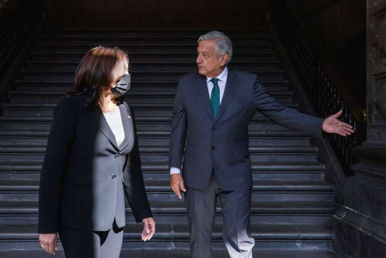 Vice-presidente dos EUA, Kamala Harris, se reúne com o presidente do México, Andrés Manuel López Obrador
08/06/2021
REUTERS/Carlos Barria