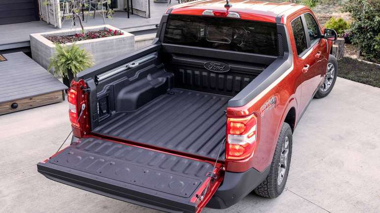 Ford Maverick conta com capacidade de carga de 680 kg.