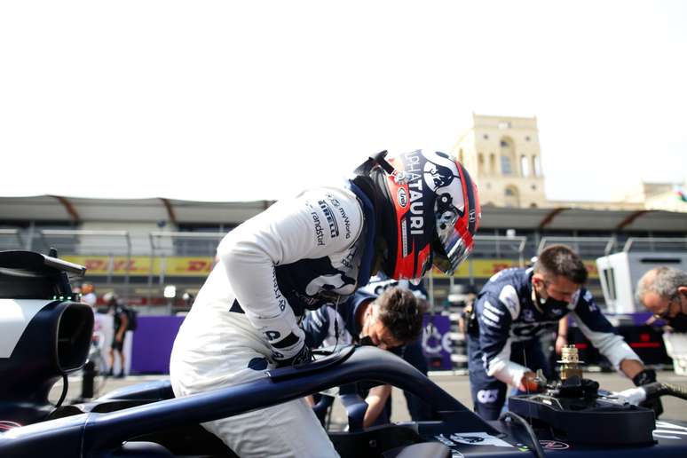 Yuki Tsunoda acabou o GP do Azerbaij&atilde;o nos pontos, com a s&eacute;tima coloca&ccedil;&atilde;o conquistada 