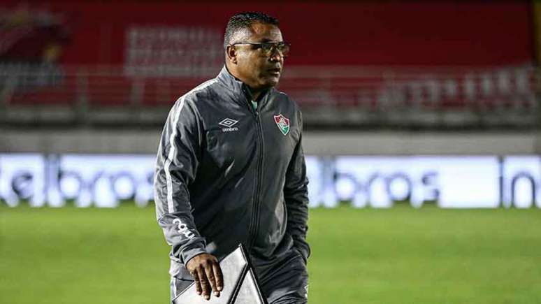 Roger Machado, durante partida do Fluminense pela Copa do Brasil (Foto: Lucas Merçon/Fluminense FC)