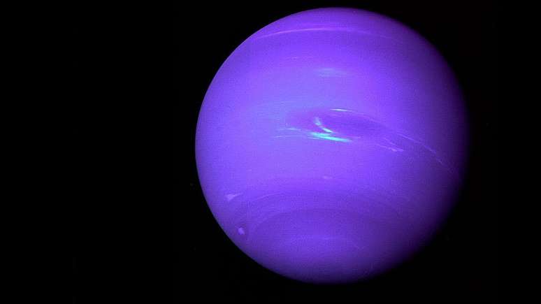 A existência de Netuno foi prevista como uma explicação matemática para a órbita incomum de Urano