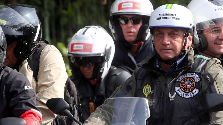 O presidente não usou máscara em nenhum momento do evento