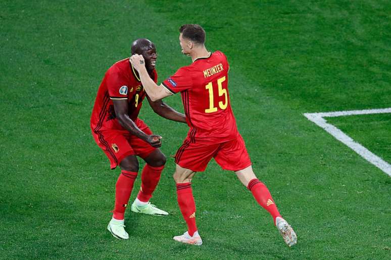 Bélgica começa a Eurocopa com grande atuação (Foto: ANTON VAGANOV / POOL / AFP)