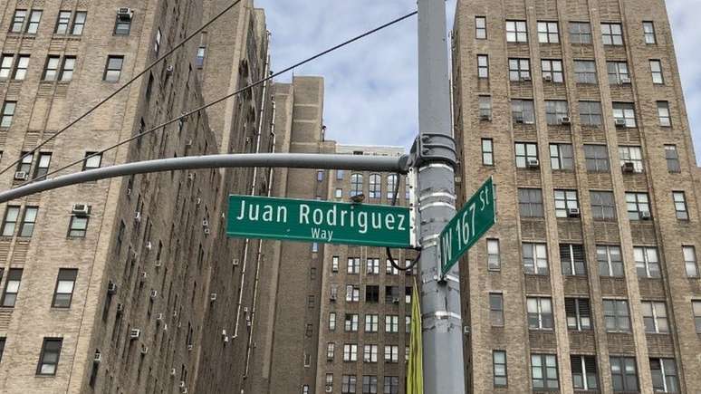 Um trecho da avenida Broadway entre as ruas 159 e 218 foi nomeada em homenagem a Juan Rodríguez