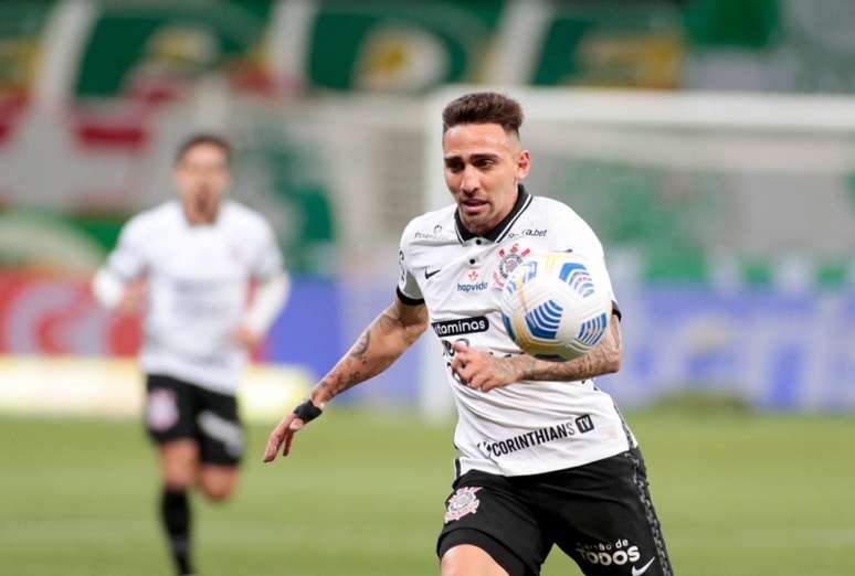 Mosquito tem sido o único corintiano buscado algo diferente em campo (Foto: Rodrigo Coca/Ag.Corinthians)