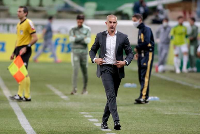 Sylvinho está sem perder pelo Timão há três partidas (Foto: Rodrigo Coca/Ag.Corinthians)