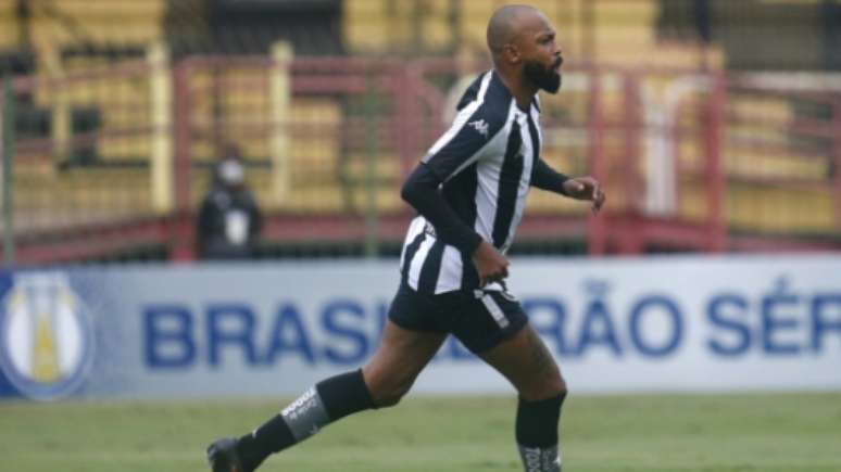 Chay abriu o placar para o Botafogo (Foto: Vítor Silva/Botafogo)