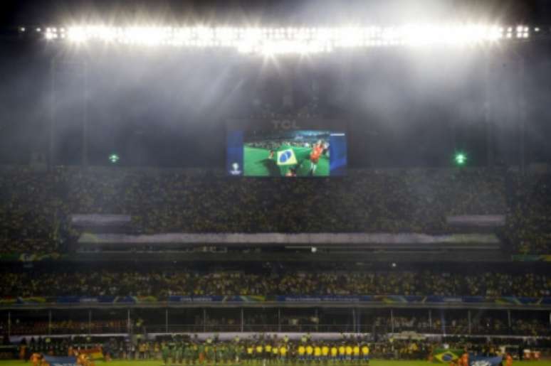 Imagem do Morumbi lotado, na abertura da Copa América 2019 (Foto: Miguel SCHINCARIOL / AFP)