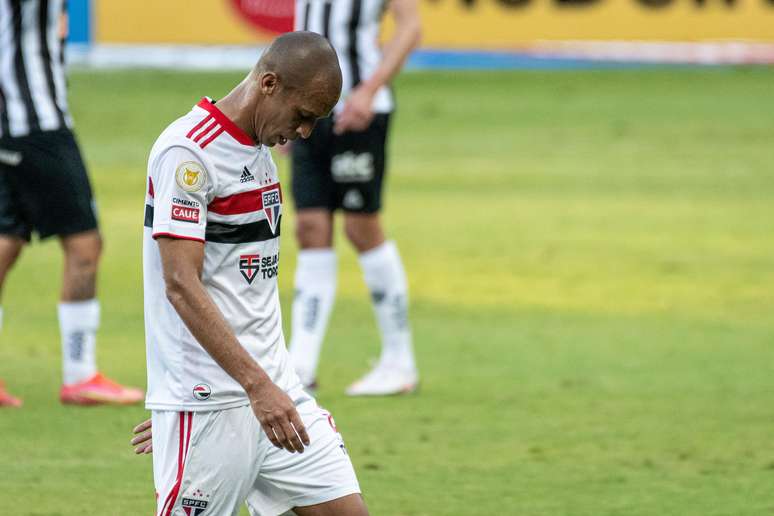 São Paulo segue sem vencer pelo Campeonato Brasileiro 