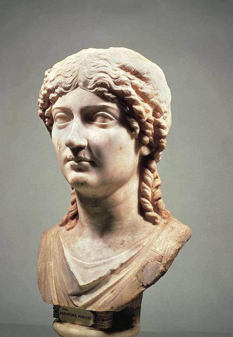 Agrippina era tida como descendente direta de um deus, seu bisavô, Augusto