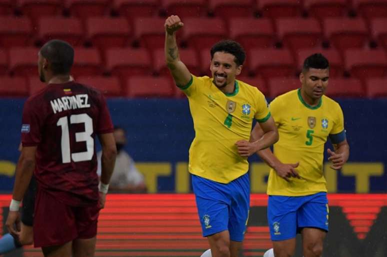 O zagueiro anotou o primeiro gol da vitória brasileira diante da Venezuela (NELSON ALMEIDA / AFP)