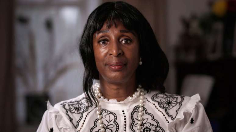 Maisie Barrett s&oacute; descobriu que tinha dislexia aos 30 anos. Na inf&acirc;ncia, foi rotulada de 'subnormal' e enviada para escola de deficientes