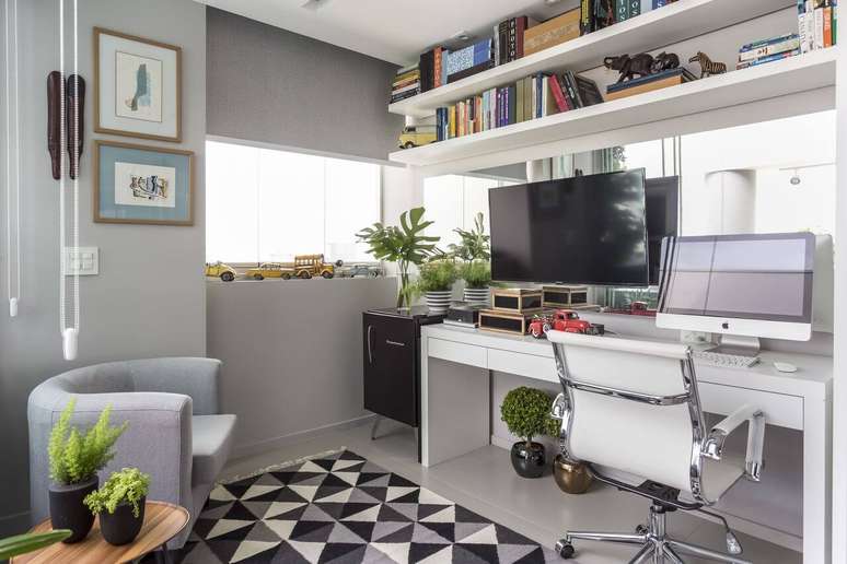 2. Reformas no seu home office é importante que você delimite a área do escritório. Projeto de Altera Arquitetura