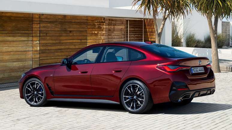 Novo BMW Série 4 Gran Coupé deve chegar ao Brasil só em 2022. 