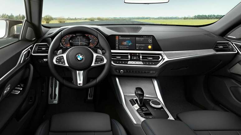 BMW Série 4 Gran Coupé: painel de instrumentos digital de 12,3’’ e central multimídia iDrive. 