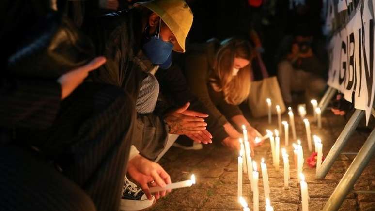 Vigília por Kathlen Romeu; mulheres são minoria das vítimas de mortes violentas, mas disparidade racial se repete entre elas