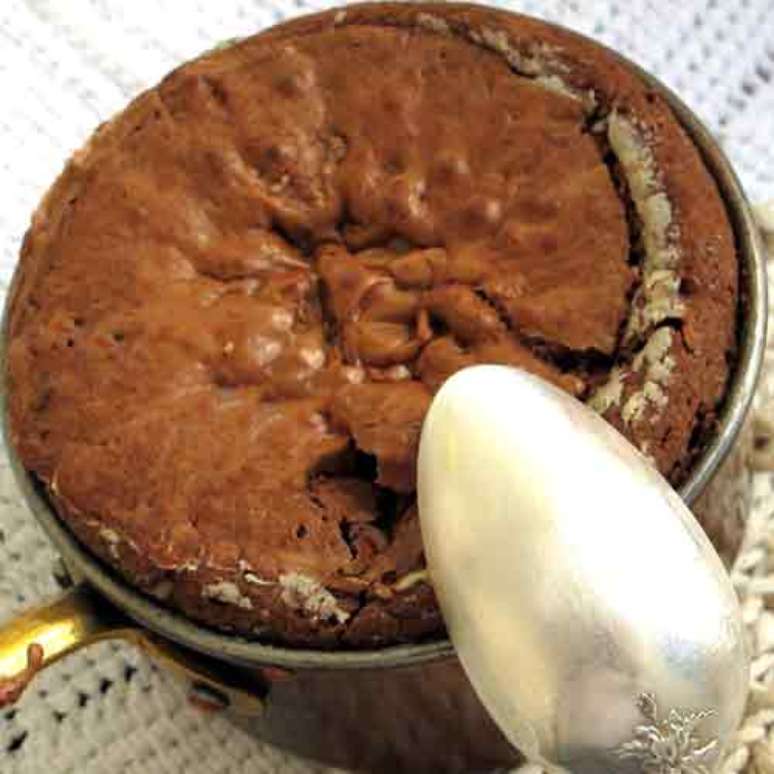 Bolo de chocolate para comer de colher