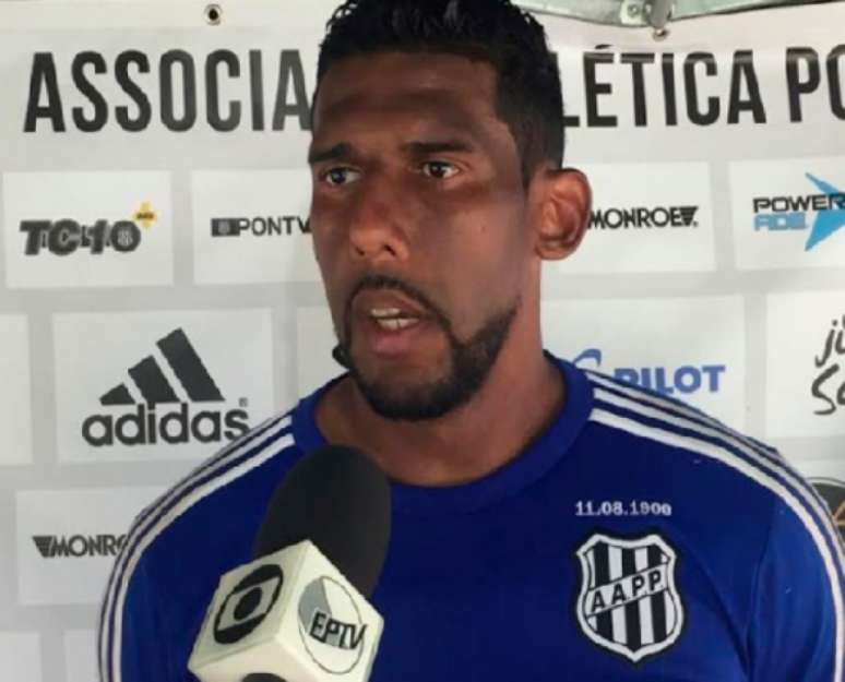 Ex-goleiro Aranha quando atuava pela Ponte Preta (Foto: Divulgação)