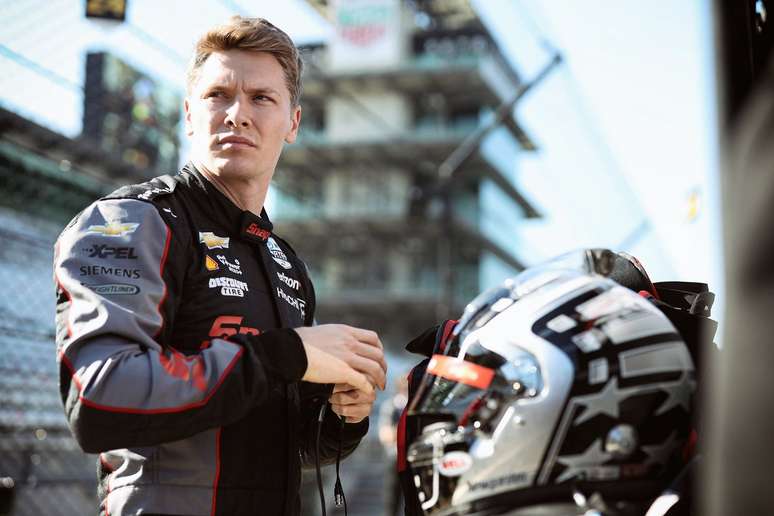 Josef Newgarden segue atr&aacute;s da vit&oacute;ria em 2021 