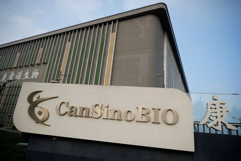 Logo da chinesa CanSino Biologics Inc em Tianjin, China
17/08/2020
REUTERS/Thomas Peter