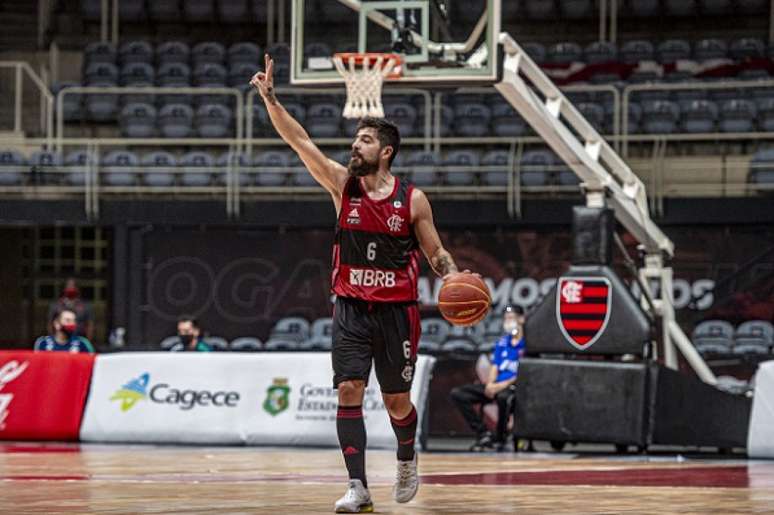 Franco Balbi em ação pelo Flamengo (Foto: Marcelo Cortes/CRF)