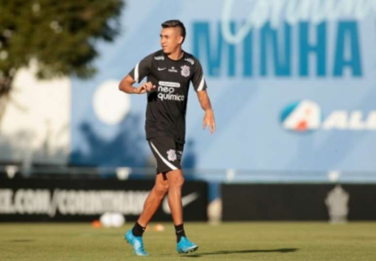 Cantillo vive boa fase no Timão (Foto: Rodrigo Coca/Ag. Corinthians)