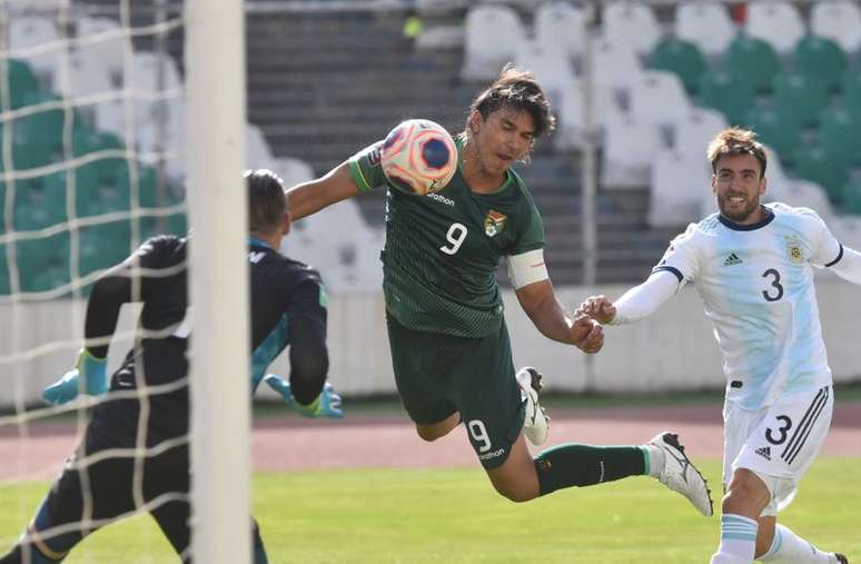 Marcelo Moreno em jogo da Bolívia contra Argentina
 13/10/2020   Javier Mamani/Pool via Reuters