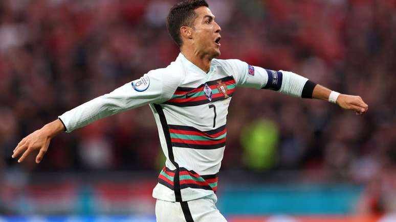 Cristiano Ronaldo tornou-se o maior artilheiro da hist&oacute;ria da Eurocopa