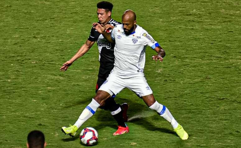 Marquinhos Gabriel ressaltou que o Vasco tem tomado gols bobos (Foto: Thiago Mendes/W9 Press/LancePress!)