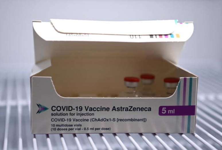 Atualmente, alguns países dão um intervalo de 3 meses entre as duas doses da Vaxzevria