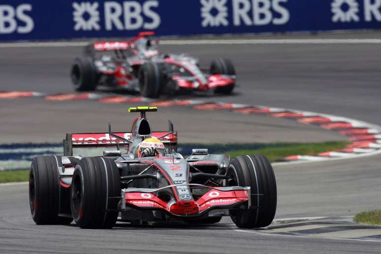 Clima entre Lewis Hamilton e Fernando Alonso esquentou durante o final de semana em Indianapolis.